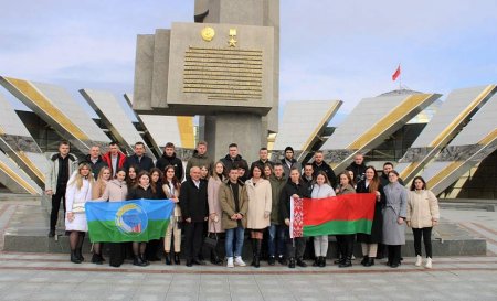 В День Конституции молодые работники АПК со всей области посетили музей истории Великой Отечественной войны и Дом правительства