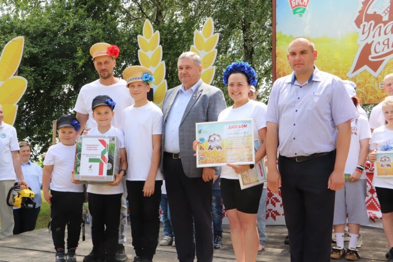 Семья ОАО "Сеньковщина" заняла почетное 2 место в конкурсе Властелин Села